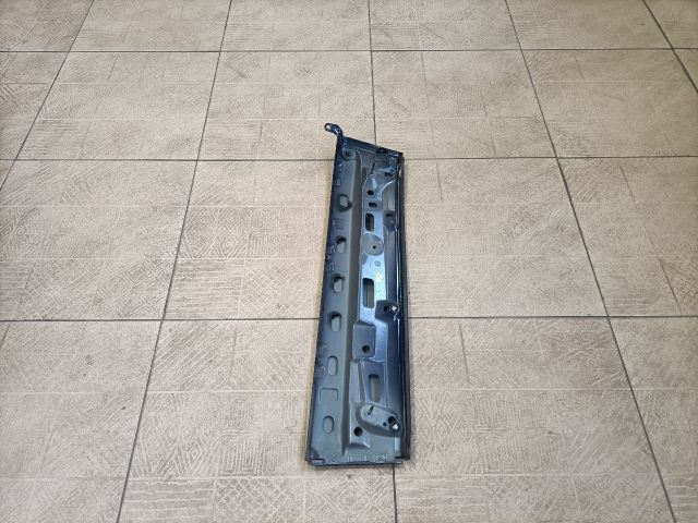 bontott MAZDA 5 Bal hátsó Sárvédő Díszléc