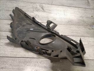 bontott MAZDA 5 Bal Ködfényszóró Lámpakeret