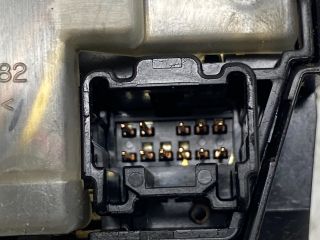 bontott MAZDA 5 Bal Kormánykapcsoló Irányjelző