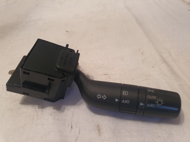 bontott MAZDA 5 Bal Kormánykapcsoló Irányjelző