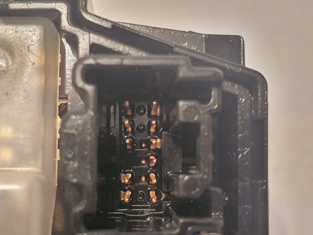 bontott MAZDA 5 Bal Kormánykapcsoló Irányjelző