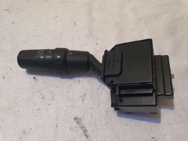 bontott MAZDA 5 Bal Kormánykapcsoló Irányjelző