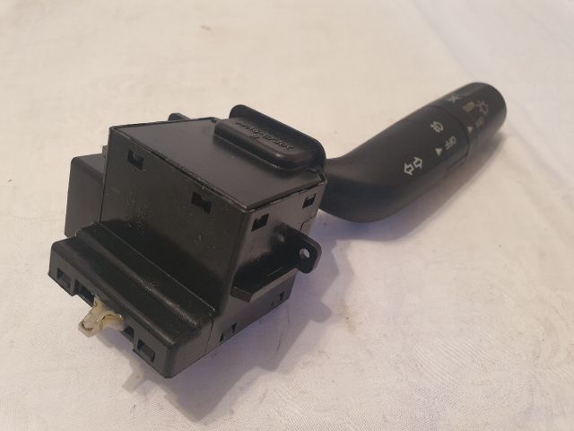 bontott MAZDA 5 Bal Kormánykapcsoló Irányjelző