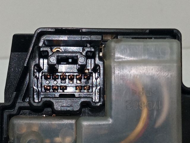 bontott MAZDA 5 Bal Kormánykapcsoló Irányjelző