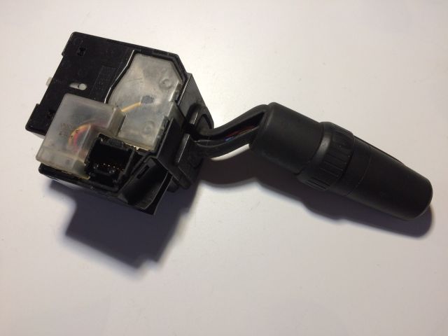 bontott MAZDA 5 Bal Kormánykapcsoló Irányjelző