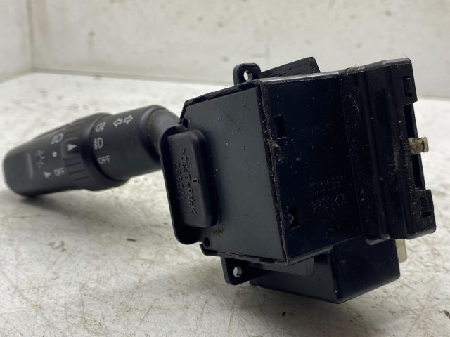 bontott MAZDA 5 Bal Kormánykapcsoló Irányjelző