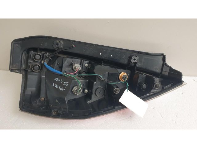 bontott MAZDA 5 Bal Külső Hátsó Lámpa