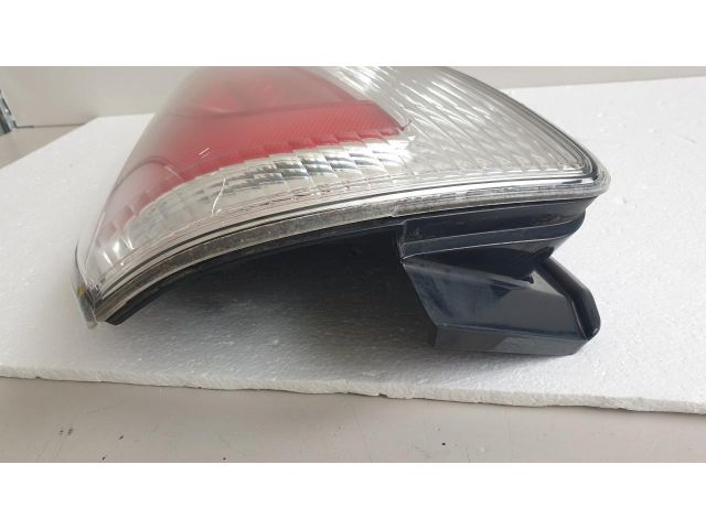 bontott MAZDA 5 Bal Külső Hátsó Lámpa