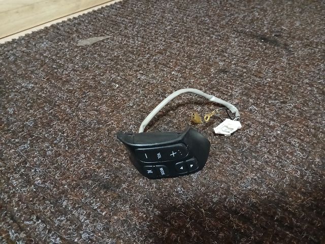 bontott MAZDA 5 Bal Multikormány Kapcsoló