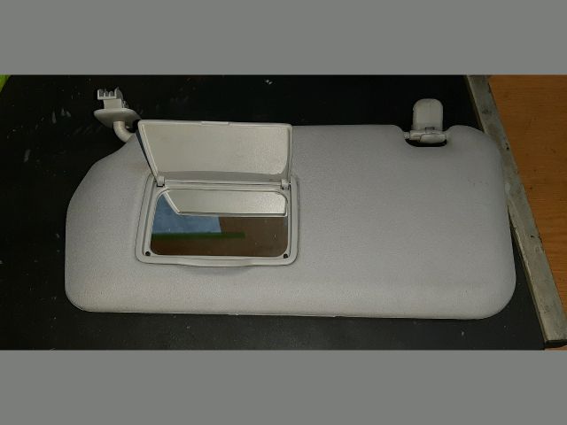 bontott MAZDA 5 Bal Napellenző