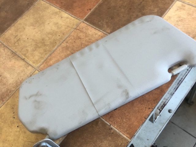 bontott MAZDA 5 Bal Napellenző