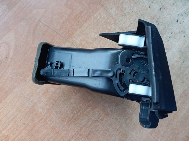 bontott MAZDA 5 Bal Szellőző