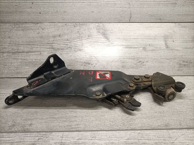 bontott MAZDA 5 Bal Tolóajtó Zárszerkezet