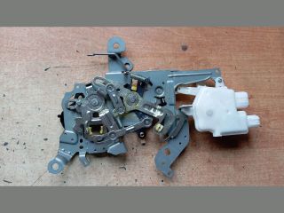 bontott MAZDA 5 Bal Tolóajtó Zárszerkezet