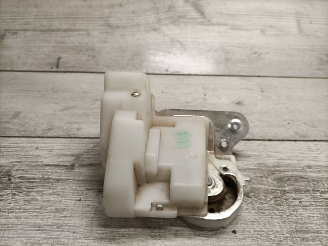 bontott MAZDA 5 Bal Tolóajtó Zárszerkezet