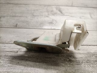 bontott MAZDA 5 Bal Tolóajtó Zárszerkezet