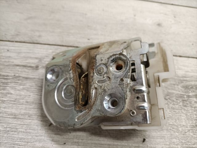 bontott MAZDA 5 Bal Tolóajtó Zárszerkezet