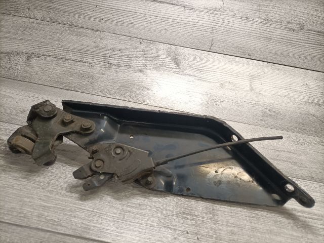 bontott MAZDA 5 Bal Tolóajtó Zárszerkezet