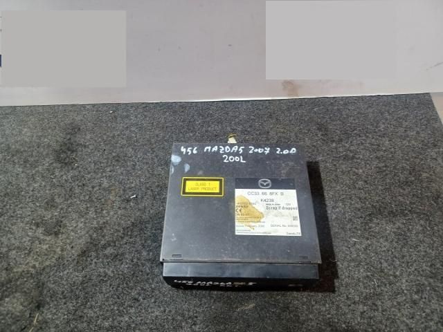 bontott MAZDA 5 CD / DVD Tár