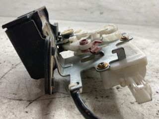 bontott MAZDA 5 Csomagtérajtó Zárszerkezet