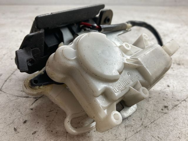 bontott MAZDA 5 Csomagtérajtó Zárszerkezet