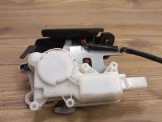 bontott MAZDA 5 Csomagtérajtó Zárszerkezet