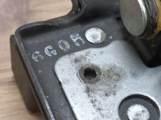 bontott MAZDA 5 Csomagtérajtó Zárszerkezet