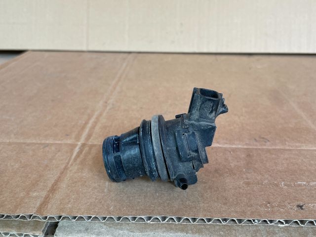 bontott MAZDA 5 Első Ablakmosó Szivattyú