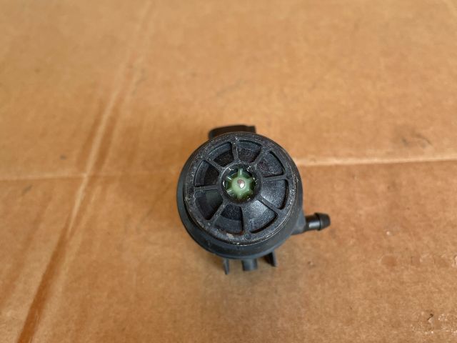 bontott MAZDA 5 Első Ablakmosó Szivattyú