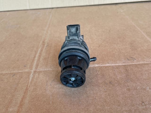 bontott MAZDA 5 Első Ablakmosó Szivattyú