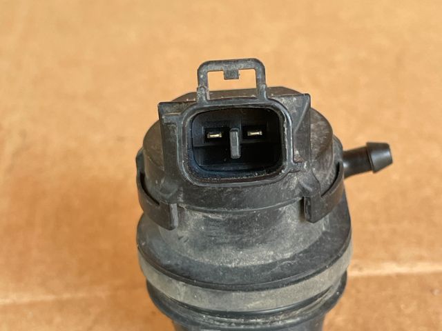 bontott MAZDA 5 Első Ablakmosó Szivattyú