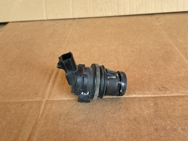 bontott MAZDA 5 Első Ablakmosó Szivattyú