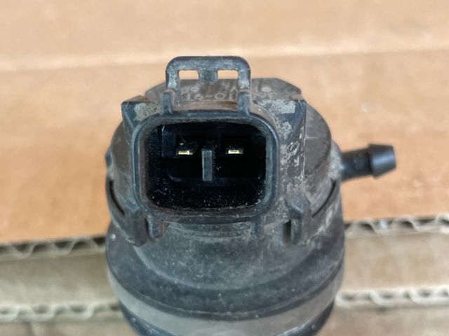 bontott MAZDA 5 Első Ablakmosó Szivattyú