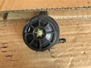 bontott MAZDA 5 Első Ablakmosó Szivattyú