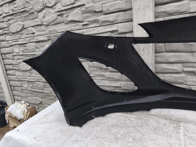 bontott MAZDA 5 Első Lökhárító (Részeivel)