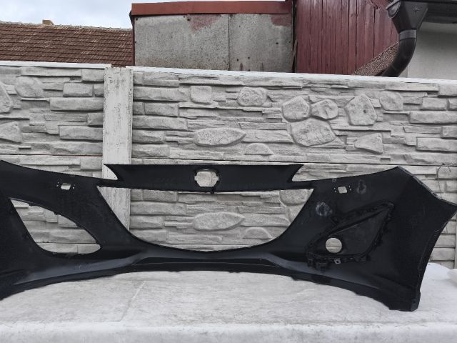 bontott MAZDA 5 Első Lökhárító (Részeivel)