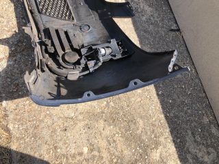 bontott MAZDA 5 Első Lökhárító (Részeivel)