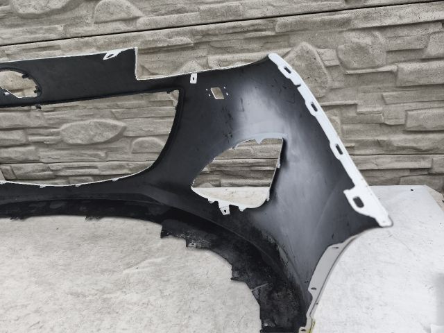 bontott MAZDA 5 Első Lökhárító (Részeivel)