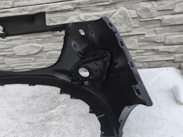 bontott MAZDA 5 Első Lökhárító (Részeivel)