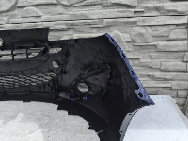 bontott MAZDA 5 Első Lökhárító (Részeivel)