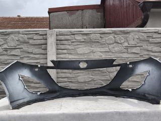 bontott MAZDA 5 Első Lökhárító (Részeivel)