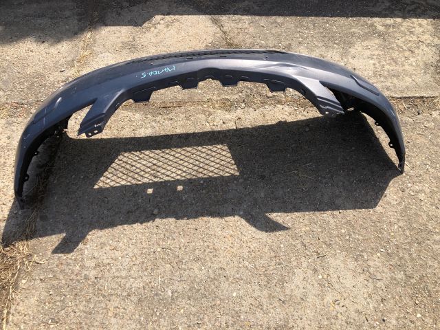 bontott MAZDA 5 Első Lökhárító (Részeivel)