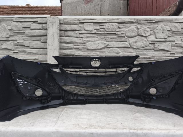 bontott MAZDA 5 Első Lökhárító (Részeivel)