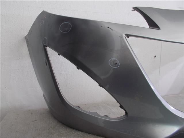 bontott MAZDA 5 Első Lökhárító (Részeivel)