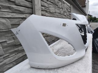 bontott MAZDA 5 Első Lökhárító (Részeivel)