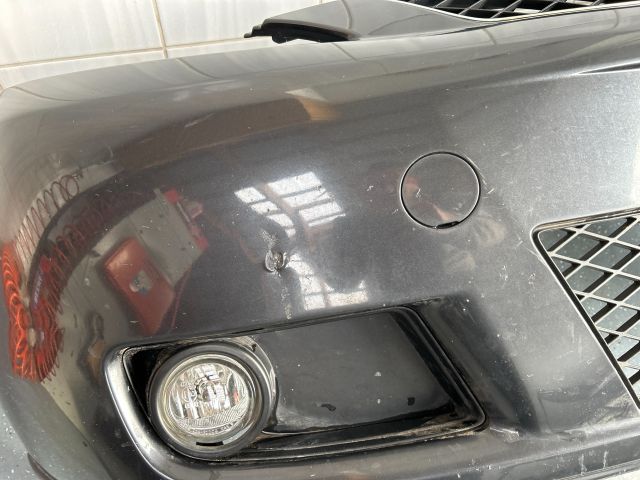 bontott MAZDA 5 Első Lökhárító (Részeivel)