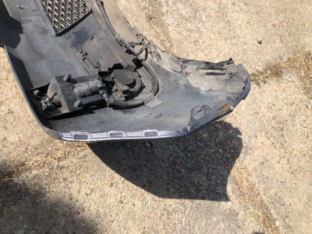 bontott MAZDA 5 Első Lökhárító (Részeivel)