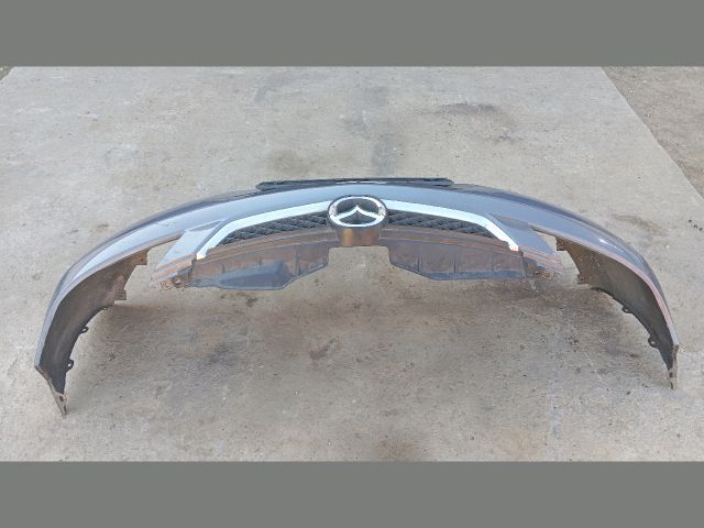 bontott MAZDA 5 Első Lökhárító (Üresen)