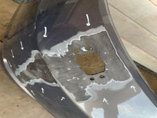 bontott MAZDA 5 Első Lökhárító (Üresen)