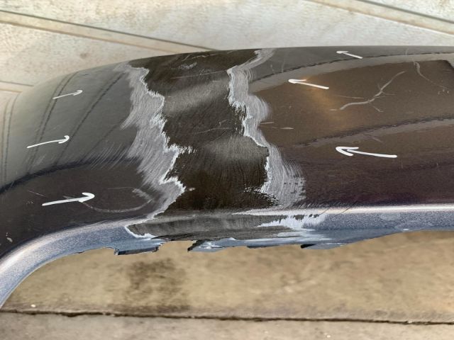 bontott MAZDA 5 Első Lökhárító (Üresen)